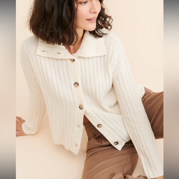 Madewell Sweaters - Madewell Oversized Cream Collared Button Up Cardigan size small
